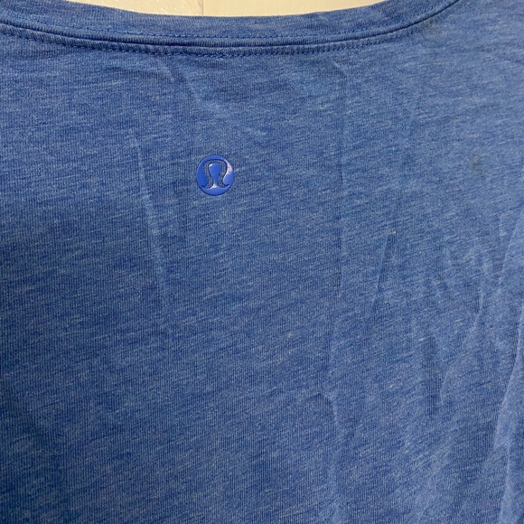 Lululemon long sleeve shirt - Picture 5 of 8